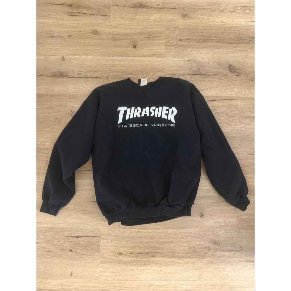 L thrasher crew neck sweater black